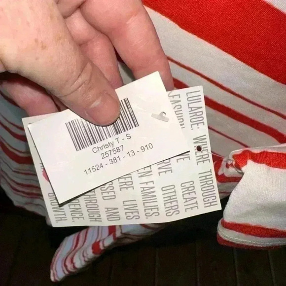 Lularoe small white with red stripes Christy V-neck T. NWT. Great with denim! - Picture 4 of 6